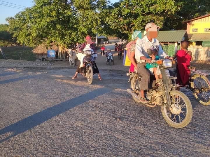 ထွက်ပြေးတိမ်းရှောင်လာသော ပြည်သူများ၊ ဓာတ်ပုံ-ဒီပဲယင်းစစ်ရှောင်ထောက်ပံ့ရေး