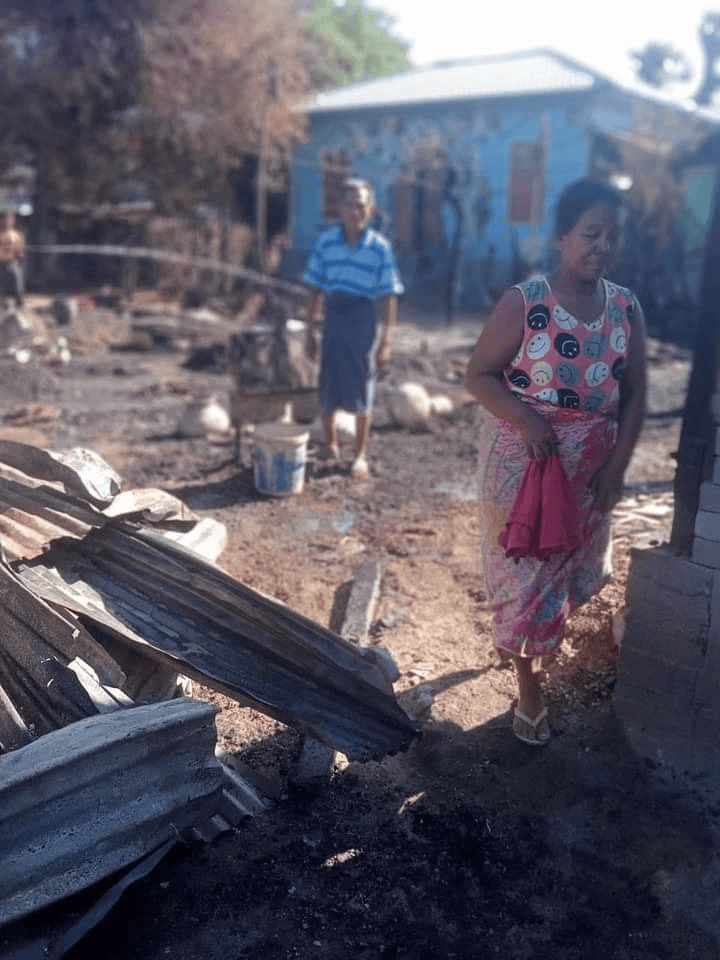 မီးလောင်ပျက်စီးခဲ့သော ကျေးရွာများ၊ဓာတ်ပုံ-ဒီပဲယင်းမြို့နယ်ညီနောင်များ