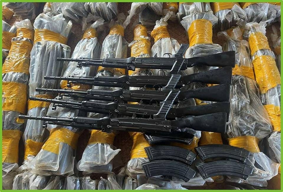 ဟိုပုံးမြို့နယ်အတွင်း လက်နက် အလက် ၅၀၀ နီးပါး ဖမ်းမိတယ်လို့စစ်ကောင်စီသတင်းထုတ်
