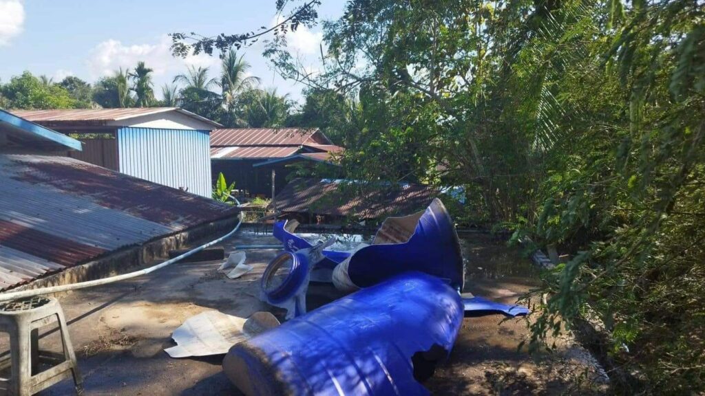 ကျေးရွာထဲလက်နက်ကြီးကျပြီး အရပ်သားတစ်ဦးဒဏ်ရာရရကာ နေအိမ်အချို့ပျက်စီး