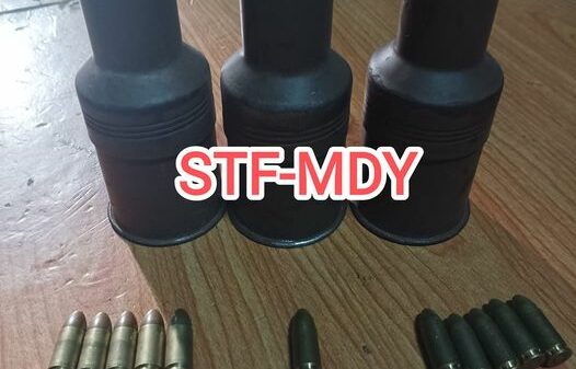 မန္တလေးမှာ ရပ်ကွက်ရုံးရှေ့ ခြင်းခတ်နေတဲ့ စစ်ကောင်စီတပ်ဖွဲ့ဝင်တွေ တိုက်ခိုက်ခံရ