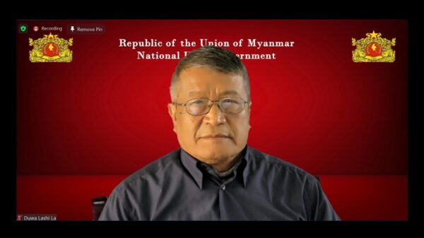 ထင်ထင်ရှားရှားဆုပ်ကိုင်ပြနိုင်သည့် စစ်ရေးအောင်နိုင်မှုရအောင်ကြိုးစားရမည်ဟု ယာယီသမ္မတပြော