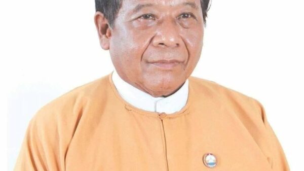 ဒေါက်တာဇော်မြင့်မောင်
