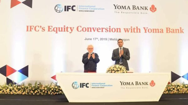 (၂၀၁၉ ခုနှစ်တွင် IFC နှင့် ရိုးမဘဏ်တို့သ​ဘောတူလက်မှတ်​ရေးထိုးခဲ့စဥ်။ ။ဓါတ်ပုံ-ရိုးမဘဏ်)