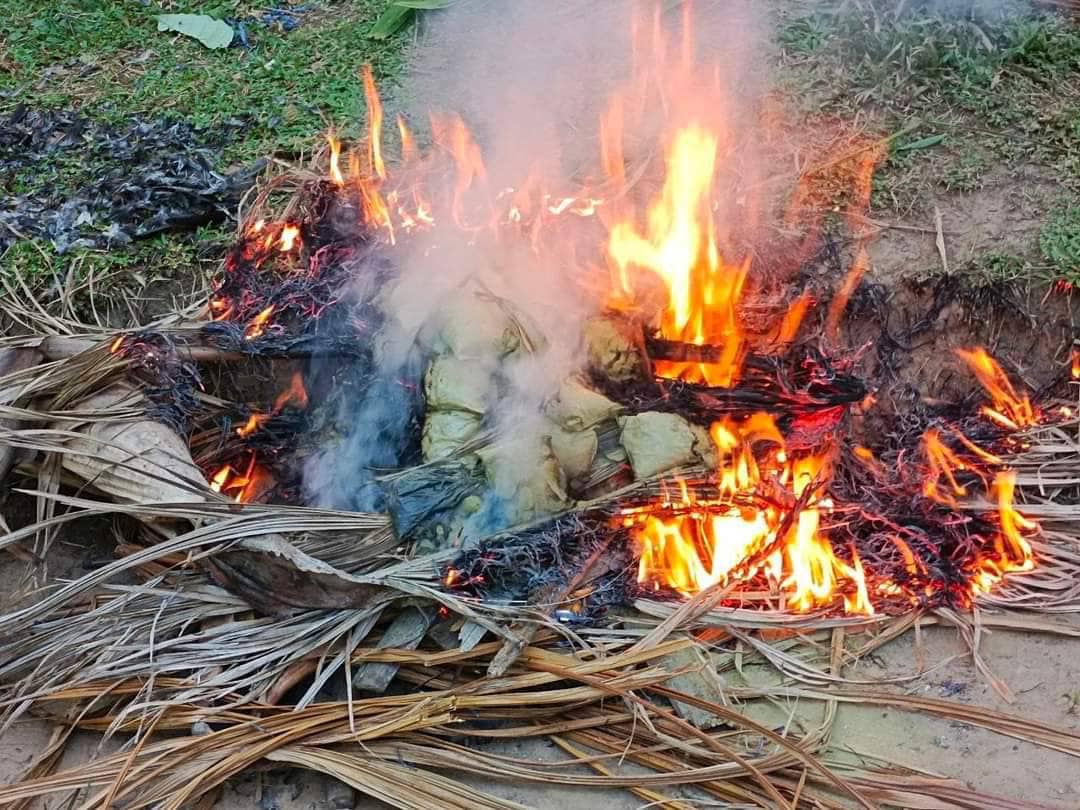 (သိမ်းဆည်းရမိခဲ့သည့် မူးယစ်ဆေးဝါးနှင့်ဆက်စပ်ပစ္စည်းများ၊ ဓာတ်ပုံ - PRDF)