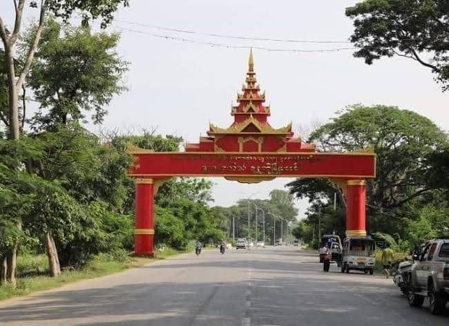 ရွှေဘိုမြို့တွင် စစ်ကောင်စီတပ်က ဆိုင်ကယ်တစ်စီးအား အကြောင်းမဲ့ လိုက်လံပစ်ခတ်ခဲ့၍ ပြည်သူတစ်ဦးသေဆုံး