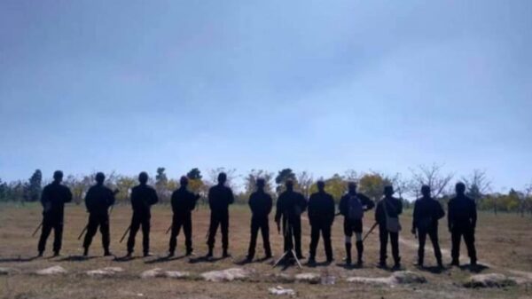 (Guerrilla Warfare-K.P.K အဖွဲ့မှ ရဲဘော်များအား တွေ့ရစဉ်)