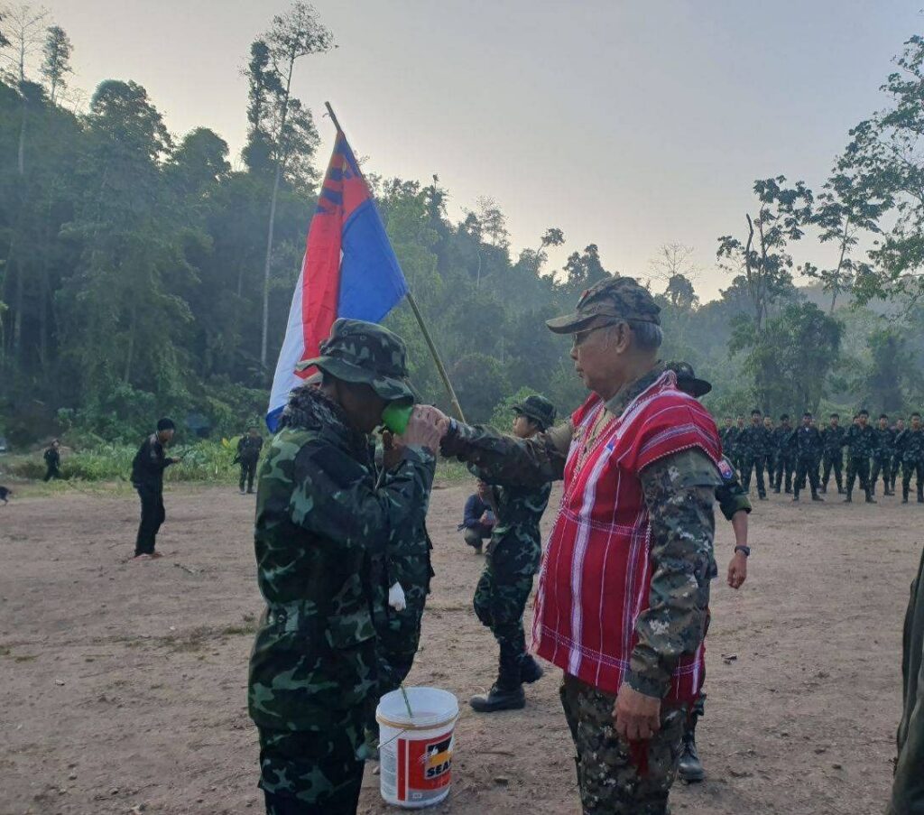 (ကော်ဘရာစစ်ကြောင်း၏ စစ်သင်တန်းဆင်းပွဲအား တွေ့ရစဥ်၊ ဓာတ်ပုံ - PPTV)