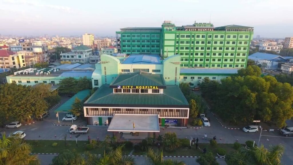 မန္တလေးမှာ ပုဂ္ဂလိက ဆေးရုံ ၅ ရုံကို ဖိအားပေးပြီး စစ်ကောင်စီ ယာယီပိတ်ခိုင်း