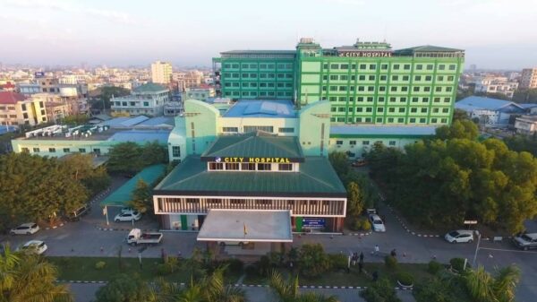 မန္တလေးမှာ ပုဂ္ဂလိက ဆေးရုံ ၅ ရုံကို ဖိအားပေးပြီး စစ်ကောင်စီ ယာယီပိတ်ခိုင်း