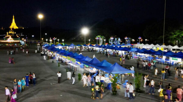 စစ်ကောင်စီက ပြည်သူ့ရင်ပြင်မှာ ကျင်းပတဲ့ ပြီးခဲ့တဲ့ သီတင်းကျွတ်ဈေးရောင်းပွဲတော်
