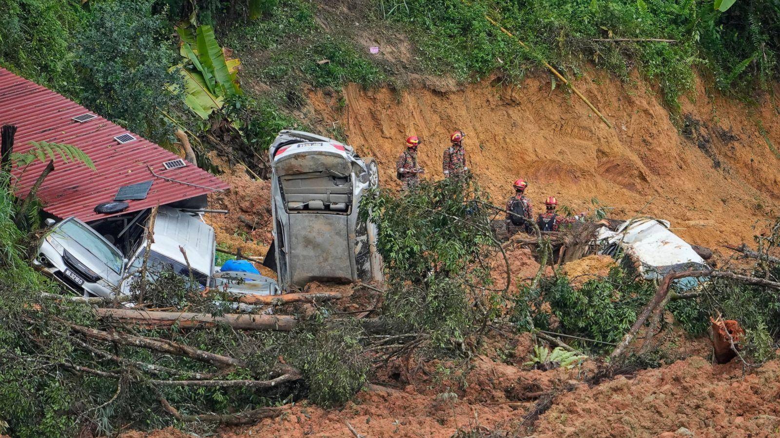 မလေးရှားမှာ မြေပြိုမှုကြောင့် သေဆုံးသူဦးရေ ၂၁ ဦးထိ မြင့်တက်လာပြီး ပျောက်ဆုံးသူတွေ ရှိနေဆဲ