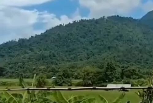 KIAထိန်းချုပ်ထား​သော လုံဂျာ​တောင်ကို စစ်တပ်ကလက်နက်ကြီးဖြင့်ပစ်ခတ်