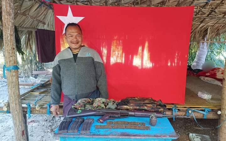ပုလဲမြို့နယ်တွင် CDM တပ်သားအား ပြည်သူ များကပါ ဆုငွေချီးမြှင့်၊ စုစုပေါင်း ကျပ်သိန်း၈၀ ရ