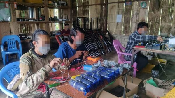 (လက်နက်ထုတ်လုပ်​ရေးလုပ်ငန်းခွင်တစ်ခု။ ဓါတ်ပုံ-MOD)