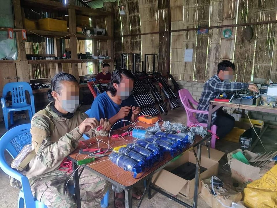(လက်နက်ထုတ်လုပ်​ရေးလုပ်ငန်းခွင်တစ်ခု။ ဓါတ်ပုံ-MOD)