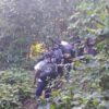 (Eagle Force မှ ရဲဘော်များအား တွေ့ရစဉ်)