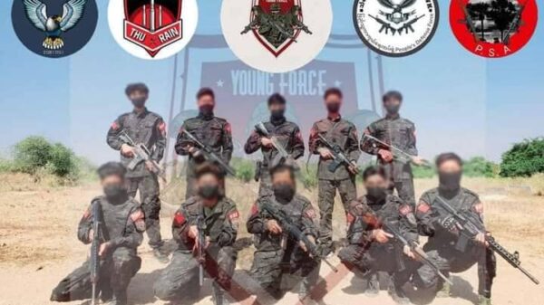 YoungForce (UG)အဖွဲ့ဝင်ရဲဘော်များအား တွေ့ရစဉ်၊ ဓာတ်ပုံ-YoungForce (UG)