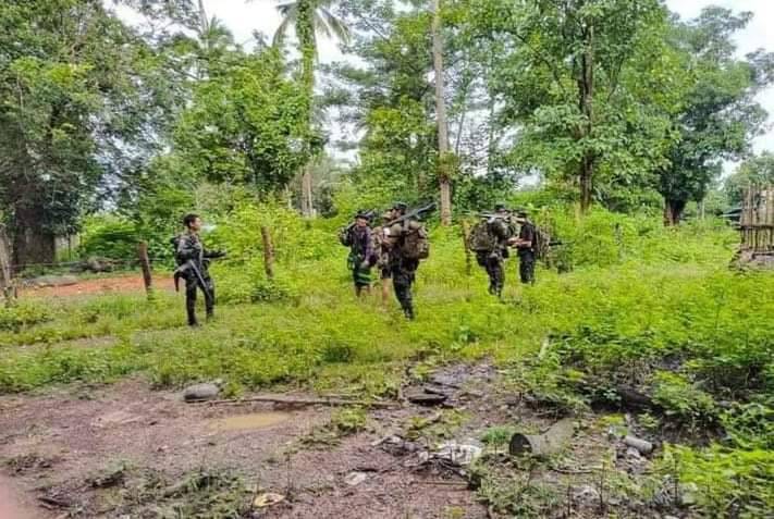 (KNU/KNLAတပ်ဖွဲ့ဝင်များ ။ ။ဓါတ်ပုံ-KNU)
