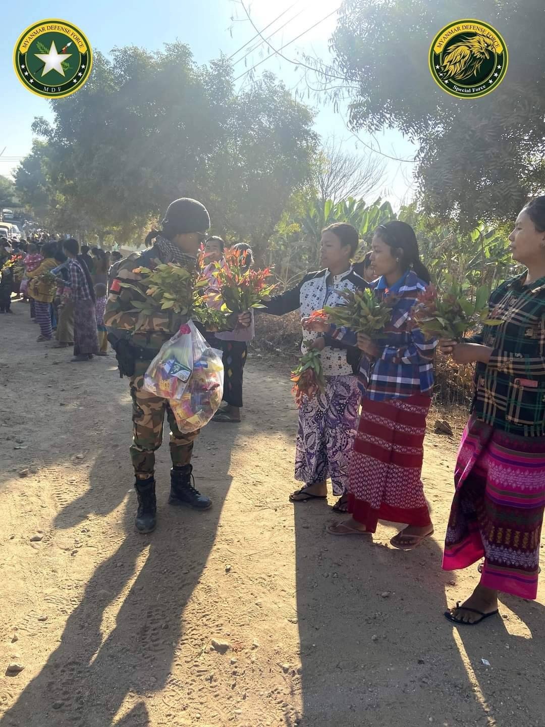 ဓာတ်ပုံ - MDF-ဗဟိုပြန်ကြားရေးကော်မတီ