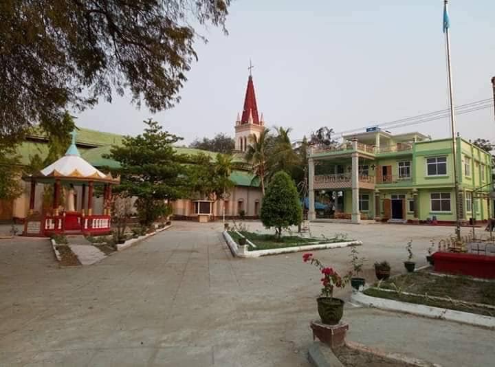 ချမ်းသာရွာရှိ သမိုင်းဝင်ခရစ်ယာန်ဘုရားကျောင်းအား မီးရှို့ဖျက်ဆီးခြင်းမခံရမီက တွေ့ရစဥ်၊ ဓာတ်ပုံ-နယ်ခံ