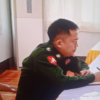 (ဗိုလ်မှူးသန်းထွဋ်နှင့် သိမ်းဆည်းရမိသော လက်နက်၊ စာရွက်စာတန်းများအား တွေ့ရစဥ်၊ ဓာတ်ပုံ - Bago Region PDF)