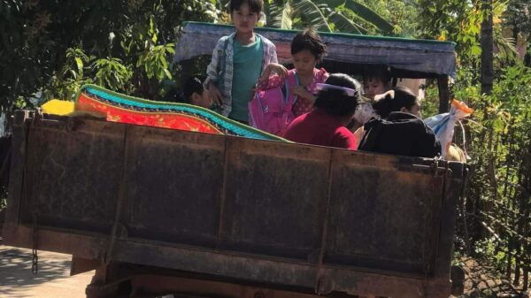 ကျုံဒိုးမြို့အနီးရွာများ စစ်တပ်က စစ်ဆင်ရေးဝင်လုပ်နေ