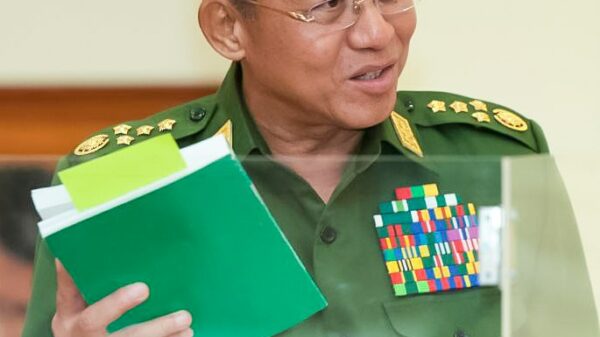 မြို့နယ်အားလုံးရဲ့ ၃ ပုံ ၂ ပုံသာ တည်ငြိမ်တယ်လို့စစ်ခေါင်းဆောင်ဝန်ခံ