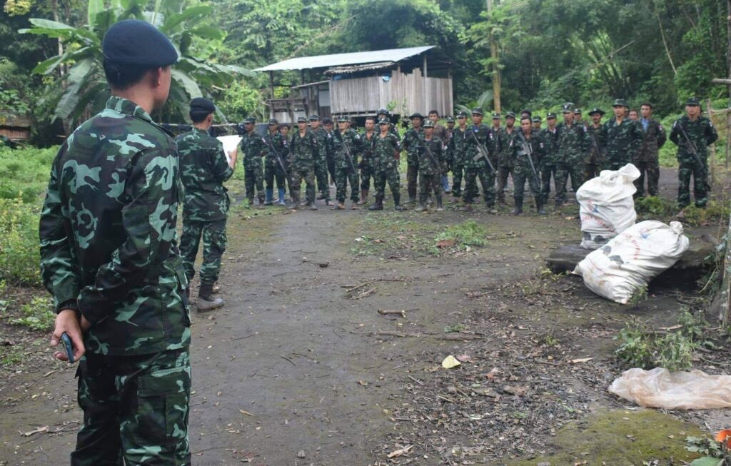 ဝေါလေ-ထီးကပလယ် ကားလမ်းမကြီးကို သွားလာခွင့်ပိတ်