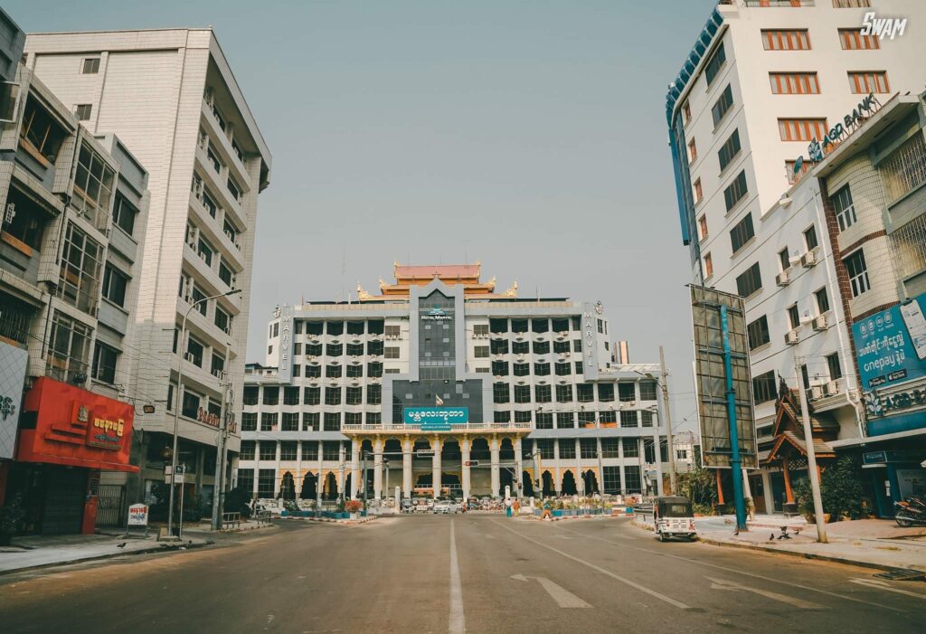 ၂၀၂၁ ဒီဇင်ဘာ ၁၀ ရက်တွင် ပြုလုပ်သောအသံတိတ်သ
ပိတ်တွင် မန္တလေးမြို့ နေပြည်သူများပါဝင်ဆင်နွှဲခဲ့စဥ်။ဓါတ်ပုံ-CJ