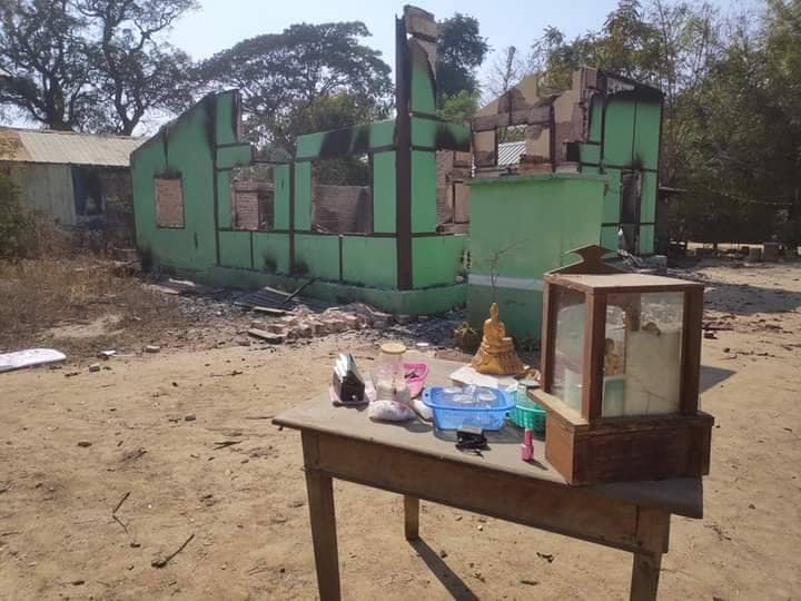 (စစ်ကိုင်းတိုင်းတွင် ပြီးခဲ့သည့် ဇန်နဝါရီလအတွင်းစစ်တပ်နှင့် အပေါင်းအပါများကမီးရှို့ဖျက်ဆီးခဲ့သောနေအိမ်များ ။ ဓါတ်ပုံ-CJ)