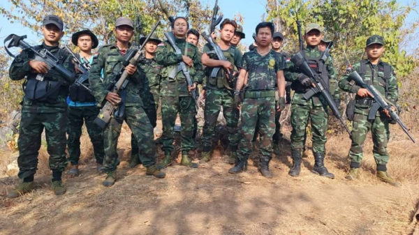 ကရင်နီအမျိုးသားများကာကွယ်ရေးတပ် တပ်ရင်း - ၇ မှ ရဲဘော်များအား တွေ့ရစဥ်၊ ဓာတ်ပုံ - KNDF