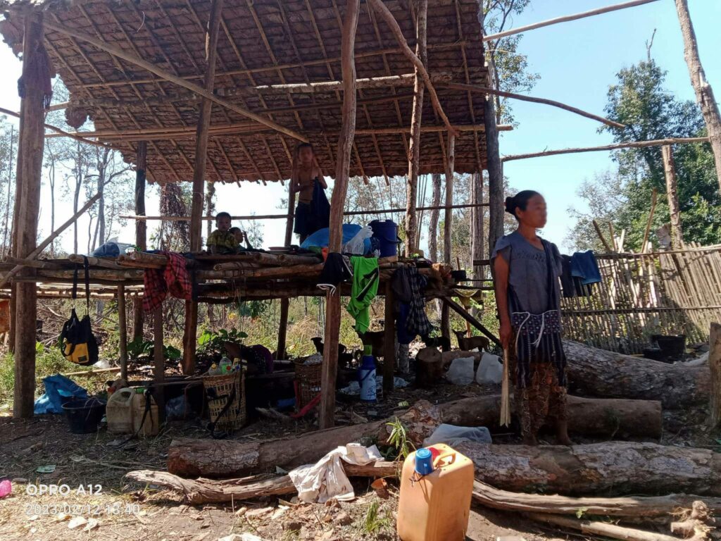 ကရင် ထိကပလယ်ဒေသအတွင်း လေကြောင်းတိုက်ခိုက်မှုများကြောင့် ဒေသခံအများအပြား စစ်ဘေးရှောင်