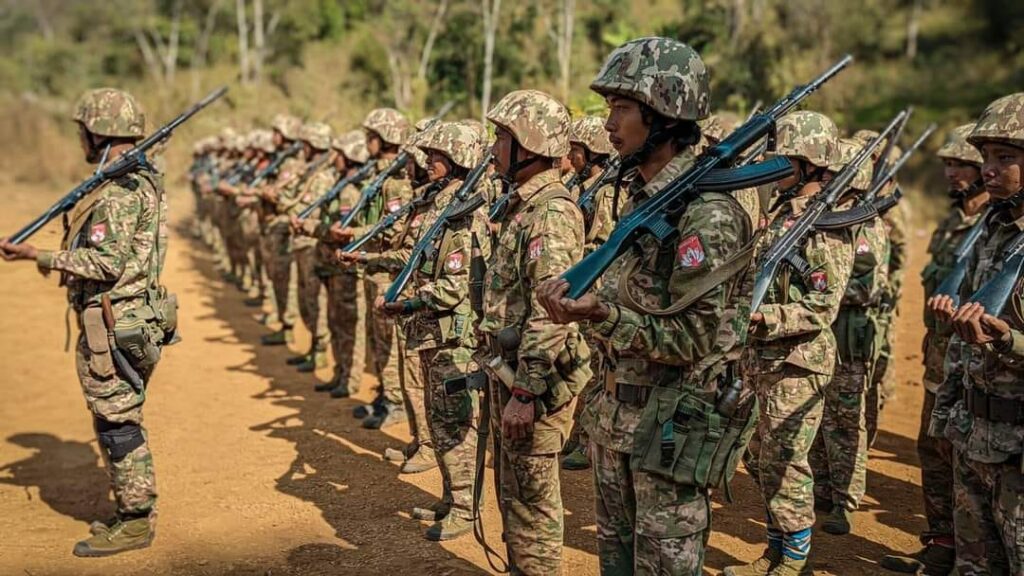 (PDF တပ်ဖွဲ့ဝင်များ ။ ဓါတ်ပုံ-MPDF ၊ NUG)