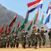KNU တပ်သားများ စစ်ရေးအခမ်းအနားပြုလုပ်နေစဥ်၊ ဓာတ်ပုံ - KNU