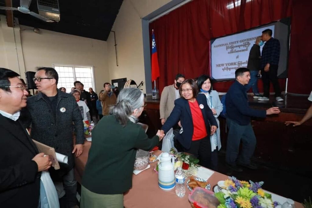 NUG နိုင်ငံခြားရေးဝန်ကြီး နယူးယောက်ရှိမြန်မာမိသားစုများနှင့် တွေ့ဆုံ