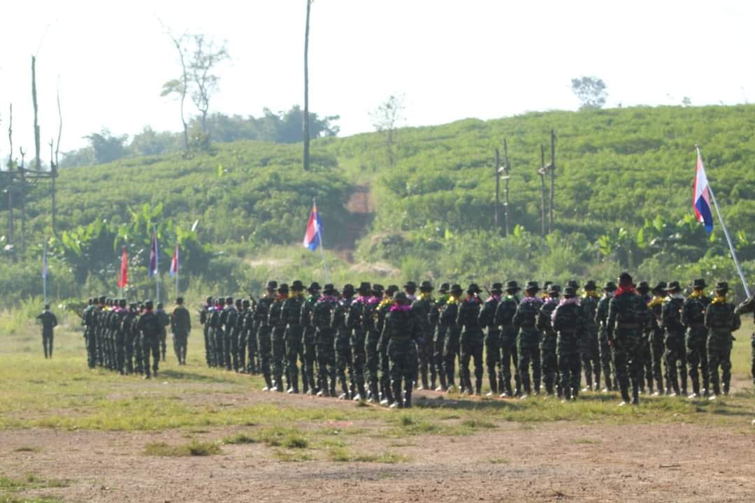 (တောင်ပိုင်းစစ်ဒေသကွပ်ကဲရေး၊အထူးစစ်ဆင်ရေးသင်တန်း (အပတ်စဥ် - ၄) သင်တန်းဆင်းပွဲပြုလုပ်စဥ်။NUG-MOHAAI)