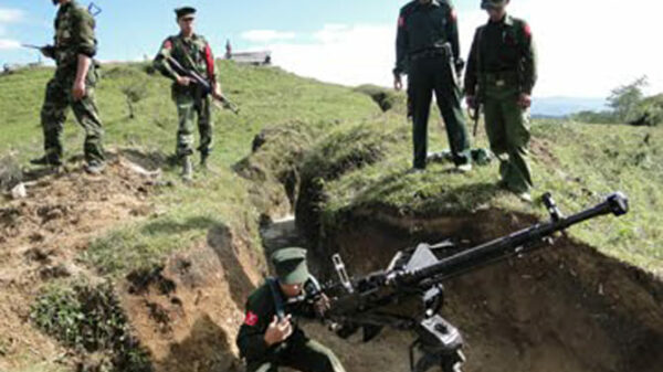 (KIA တပ်ဖွဲ့ဝင်များ ။ဓါတ်ပုံ-Kachin Land)