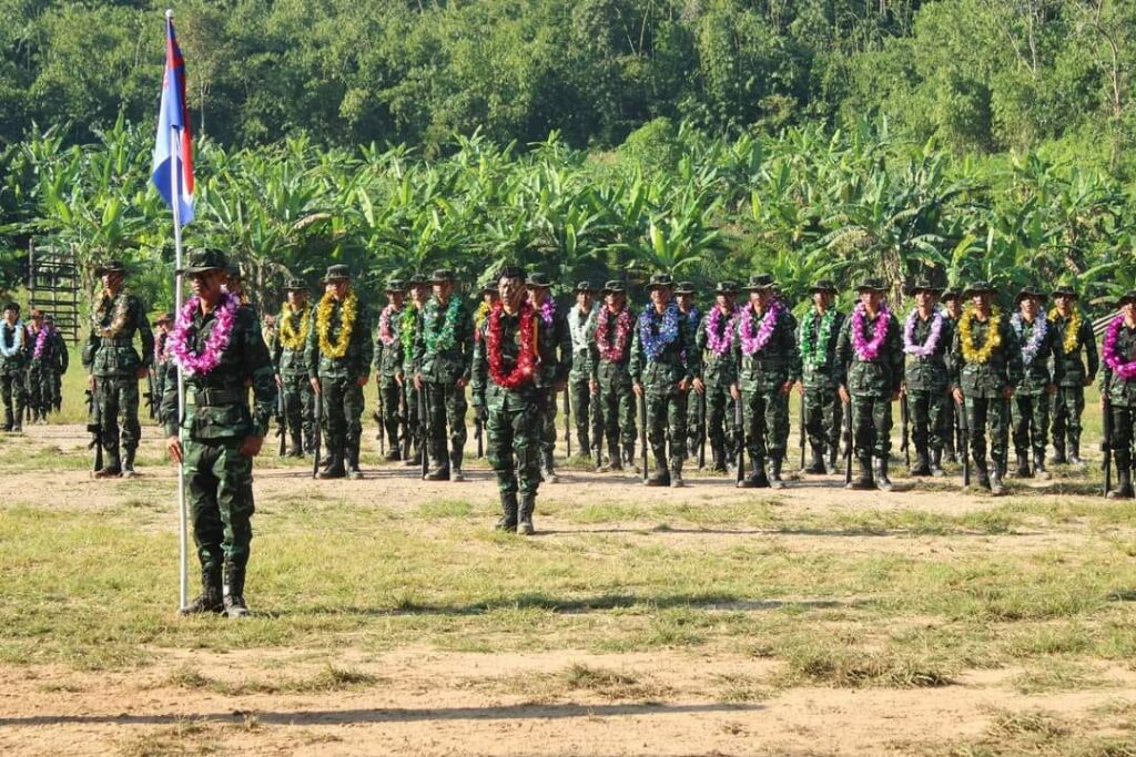 (တောင်ပိုင်းစစ်ဒေသကွပ်ကဲရေး၊အထူးစစ်ဆင်ရေးသင်တန်း (အပတ်စဥ် - ၄) သင်တန်းဆင်းပွဲပြုလုပ်စဥ်။NUG-MOHAAI)