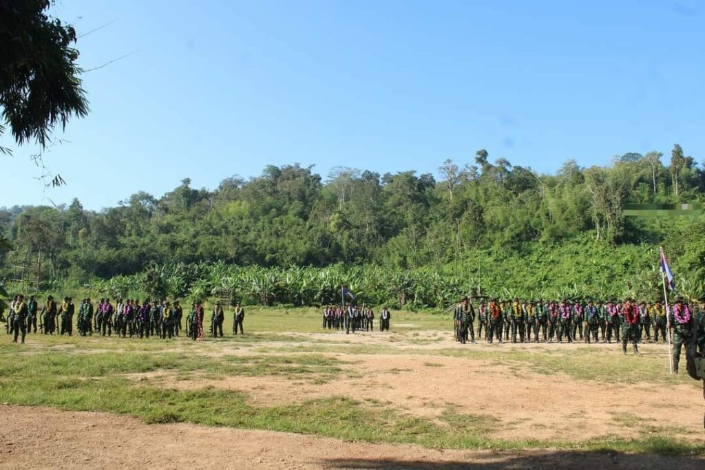 (တောင်ပိုင်းစစ်ဒေသကွပ်ကဲရေး၊အထူးစစ်ဆင်ရေးသင်တန်း (အပတ်စဥ် - ၄) သင်တန်းဆင်းပွဲပြုလုပ်စဥ်။NUG-MOHAAI)