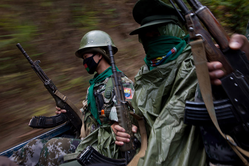 (KIA တပ်ဖွဲ့ဝင်များ ။ဓါတ်ပုံ-The New York Times)