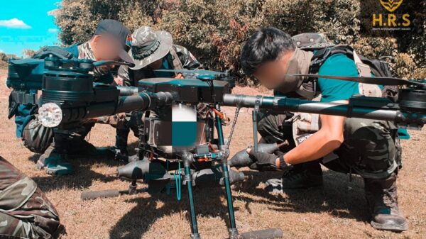 Hawk Revolutionary Squad(HRS) ဒရုန်းတပ်ဖွဲ့မှ ရဲဘော်များအား တွေ့ရစဉ်၊ ဓာတ်ပုံ - HRS