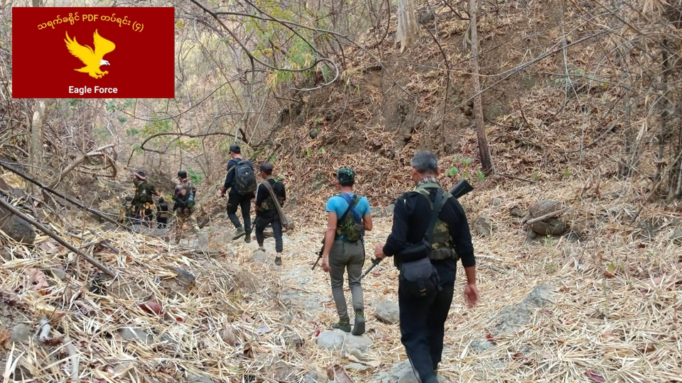 သရက်ခရိုင် PDF တပ်ရင်း (၄) Eagle Forceမှ ရဲဘော်များအား တွေ့ရစဥ်၊ ဓာတ်ပုံ - Eagle Force
