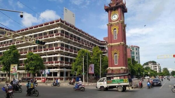 မန္တလေးမှာ ၂ ရက်အတွင်း စစ်ကောင်စီနဲ့ဆက်နွယ်တဲ့နေရာ ၄ ခုထက်မနည်း တိုက်ခိုက်ခံရ