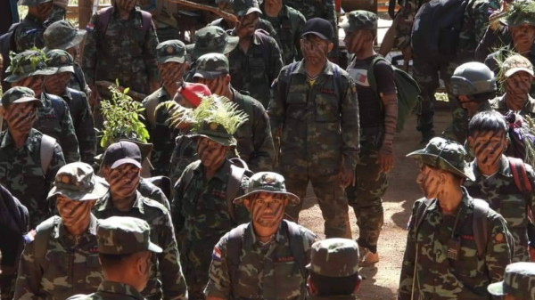 ကရင်နီအမျိုးသားများကာကွယ်ရေးတပ်(KNDF)တပ်ရင်း - ၃မှ ရဲဘော်များအား တွေ့ရစဥ်၊ ဓာတ်ပုံ - KNDF