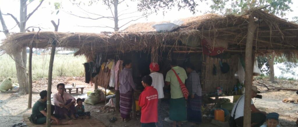 လက်နက်ကြီးရန်ကြောင့် ကော်သူးလေနယ်မြေထဲ ကျေးရွာ ၆ ရွာ ရွာလုံးကျွတ်ထွက်ပြေးနေရ