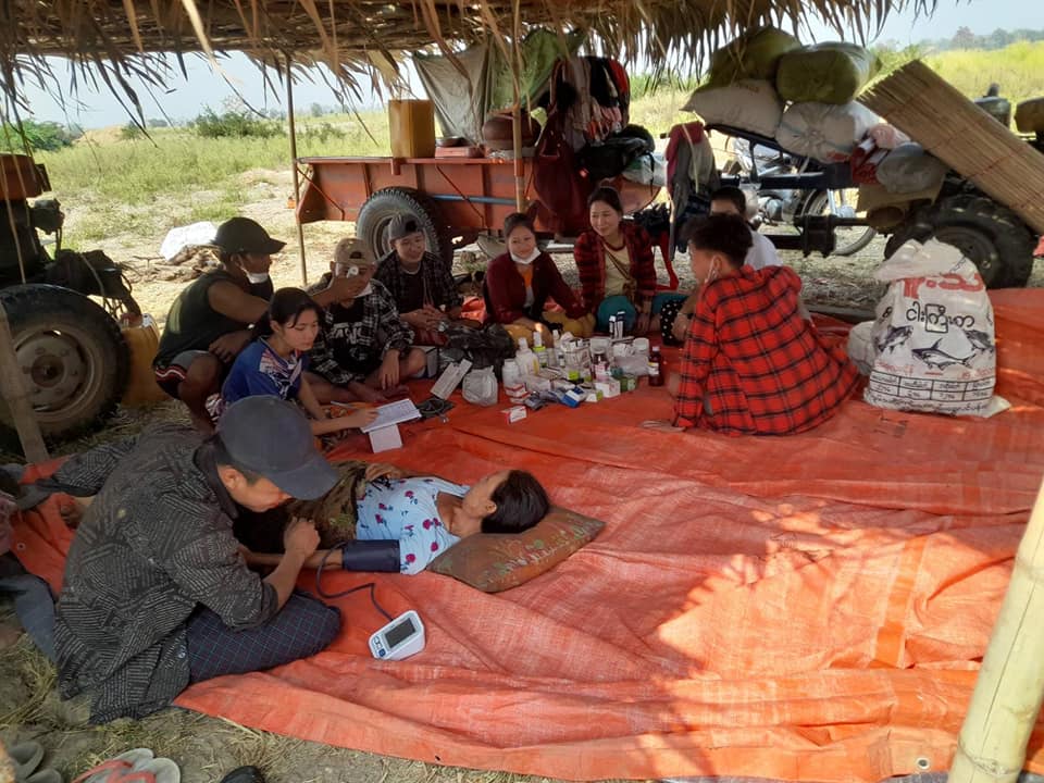 လက်နက်ကြီးရန်ကြောင့် ကော်သူးလေနယ်မြေထဲ ကျေးရွာ ၆ ရွာ ရွာလုံးကျွတ်ထွက်ပြေးနေရ