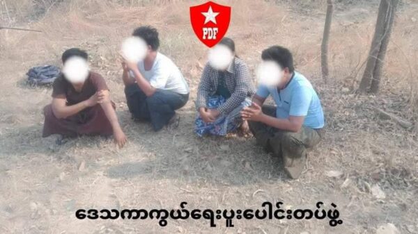 (သိမ်းဆည်းရမိသော စာရွက်စာတန်းများနှင့် ပစ္စည်းများအား တွေ့ရစဉ်။ ဓာတ်ပုံ - SPDF)