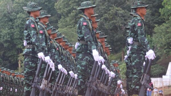 ကရင်နီတပ်မ​တော်(KA)မှတပ်ဖွဲ့ဝင်များ။ဓါတ်ပုံ-KA