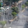 (စစ်တပ်အာဏာသိမ်းမှုအပေါ် ကန့်ကွက်ဆန္ဒပြသူများအား စမ်းချောင်းမြို့နယ်ဗားကရာလမ်းပေါ်၌ ပစ်ခတ်ဖြိုခွင်းနေသော စစ်ကောင်စီလက်ပါးစေများအား ၂၀၂၁ ဖေဖော်ဝါရီ ၂၈ရက်က တွေ့ရစဥ်။ ဓာတ်ပုံ - PS)
